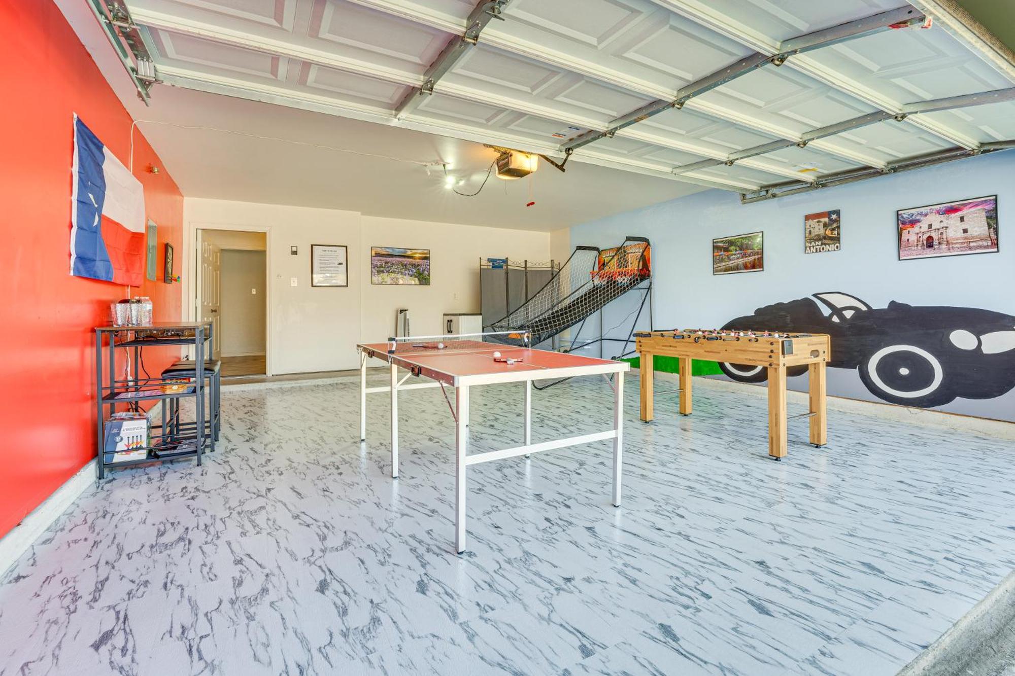 San Antonio Home With Game Room, 9 Mi To Seaworld! Exterior photo
