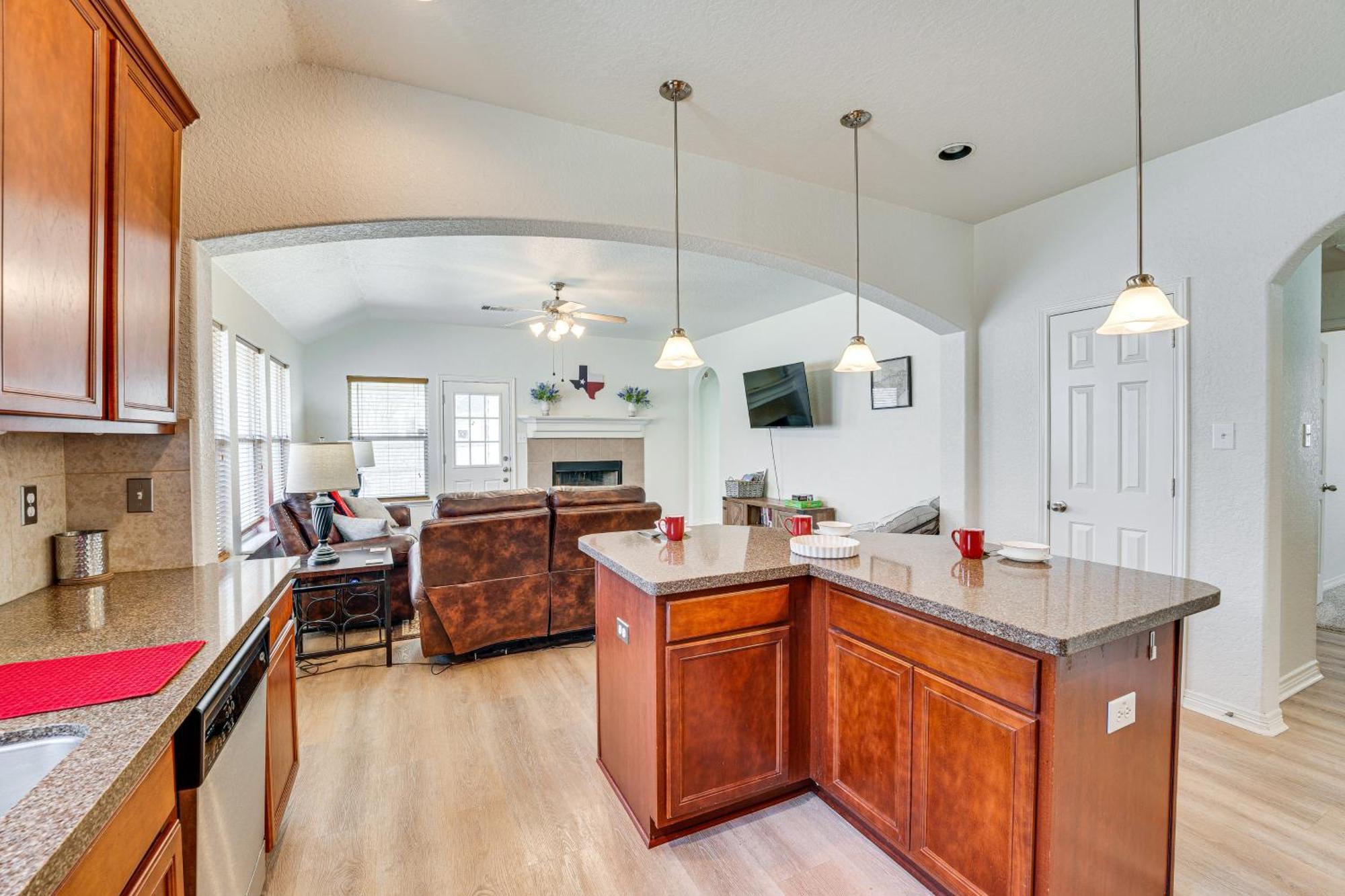 San Antonio Home With Game Room, 9 Mi To Seaworld! Exterior photo