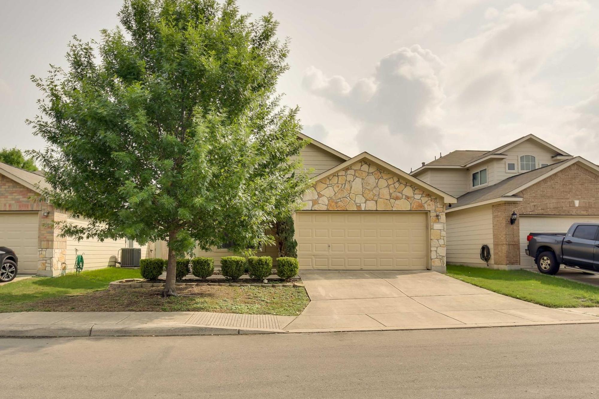 San Antonio Home With Game Room, 9 Mi To Seaworld! Exterior photo